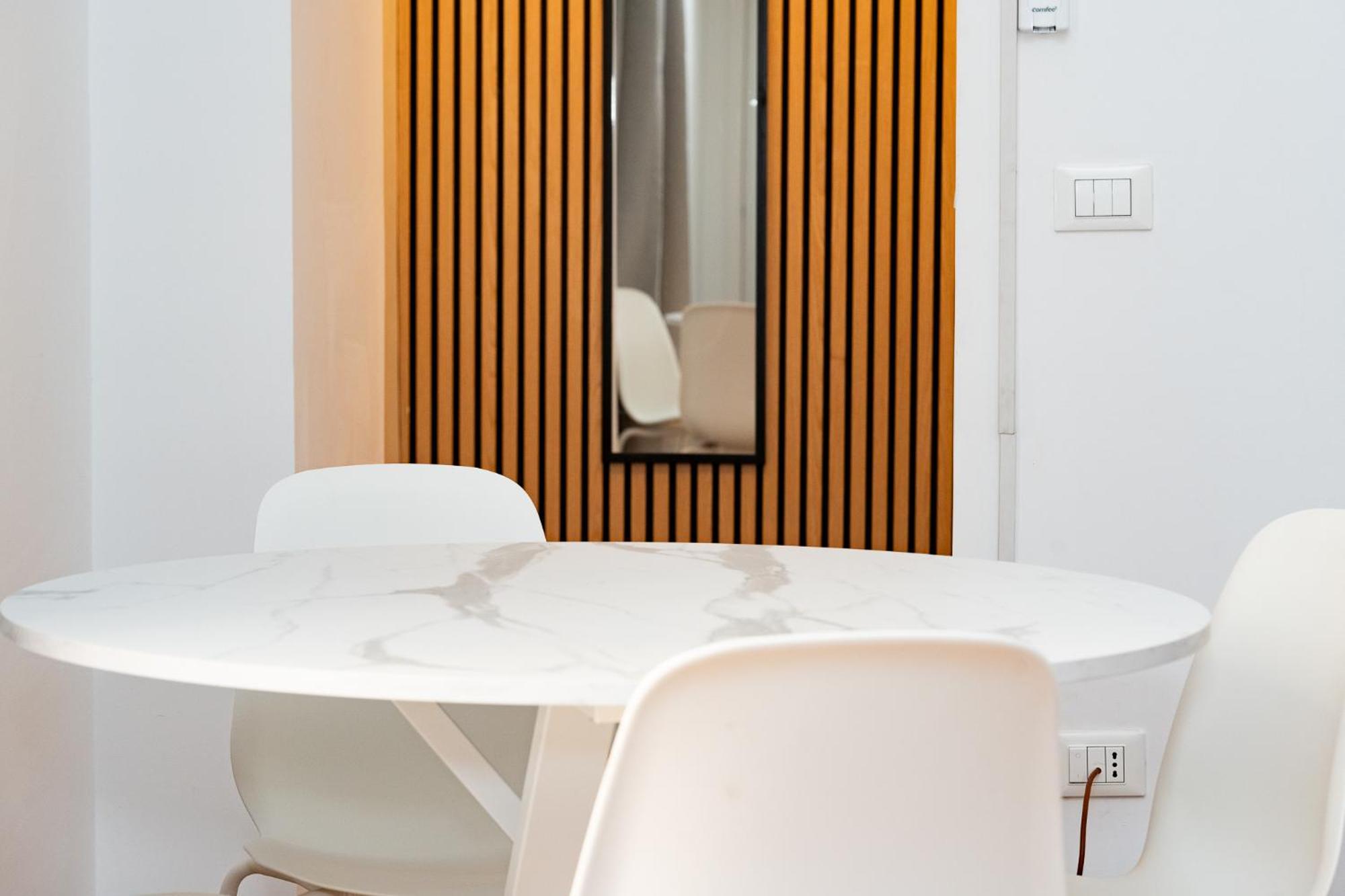 Home Smart Rent Appartamento Nei Pressi Di Via Toledo 2 Camere Da Letto Naples Exterior photo