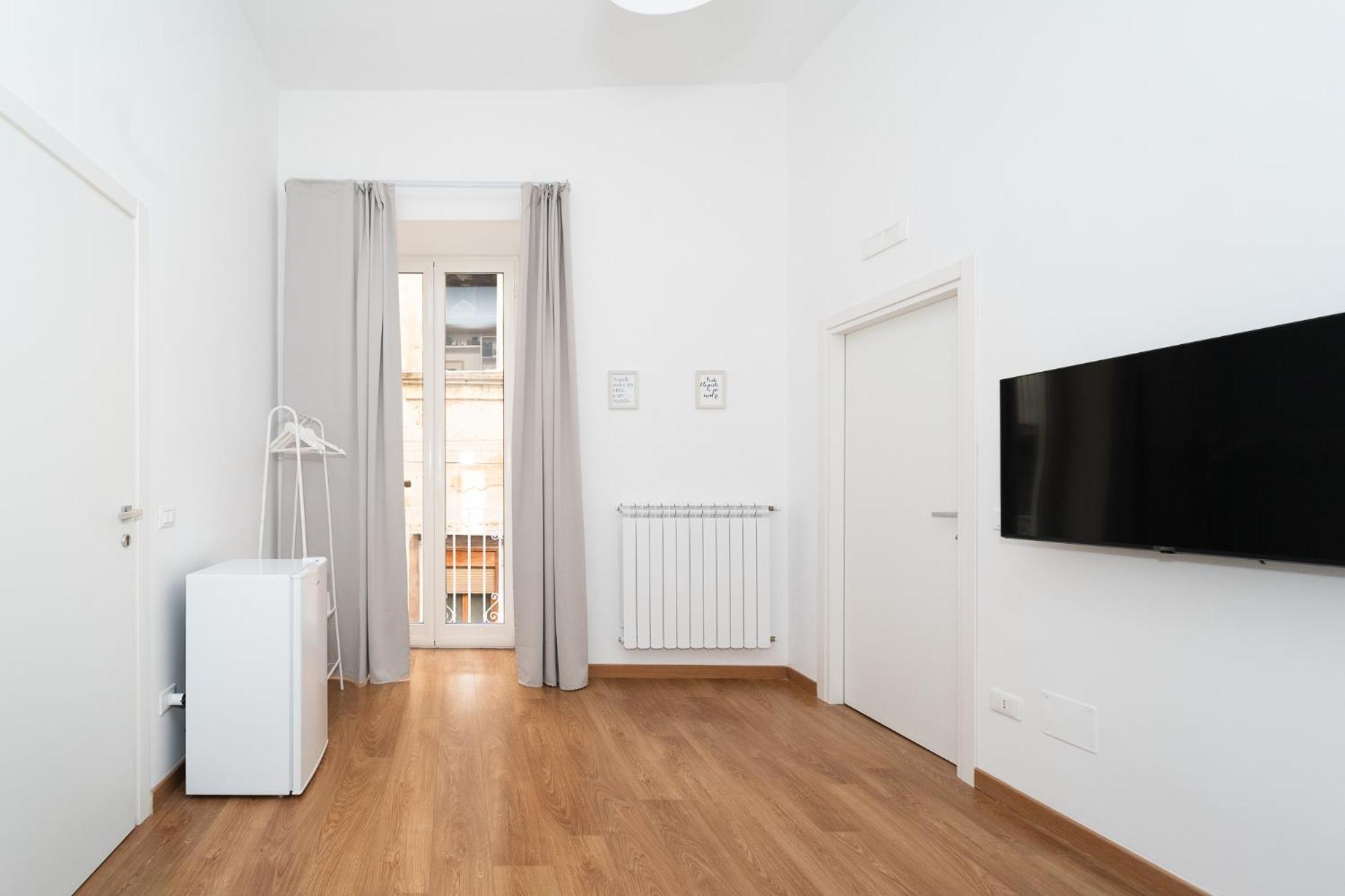 Home Smart Rent Appartamento Nei Pressi Di Via Toledo 2 Camere Da Letto Naples Exterior photo